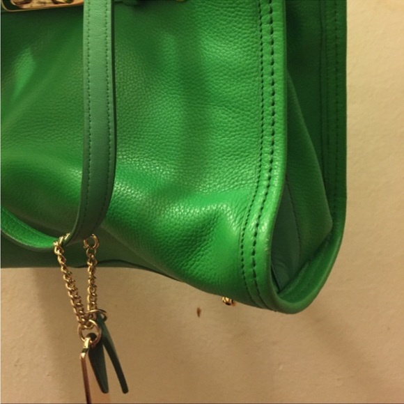 Coach hand bag - Picture 2 of 4